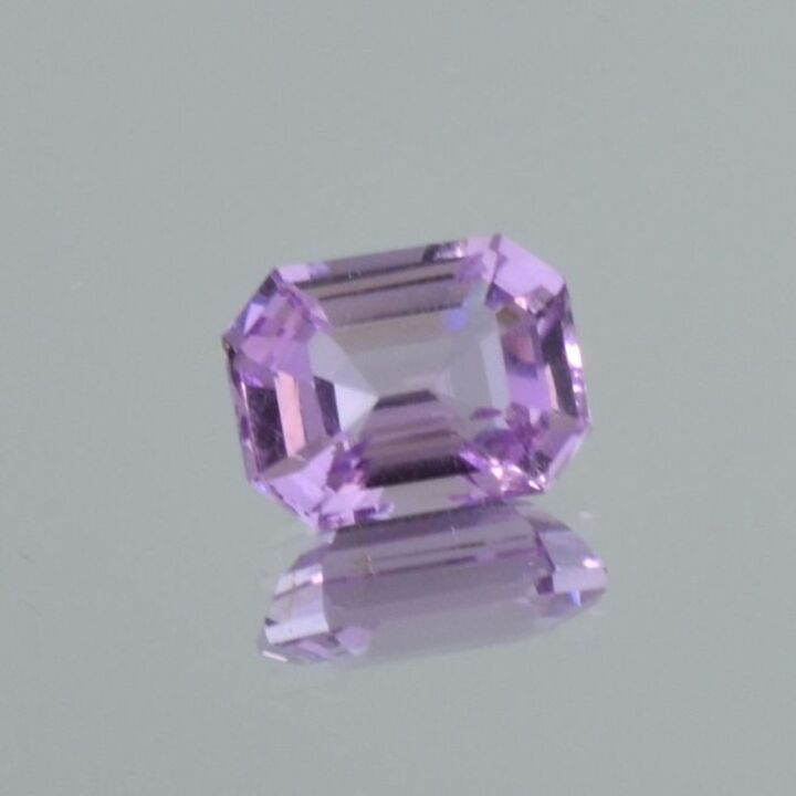 Spinel octagon light lilac 2.05 ct