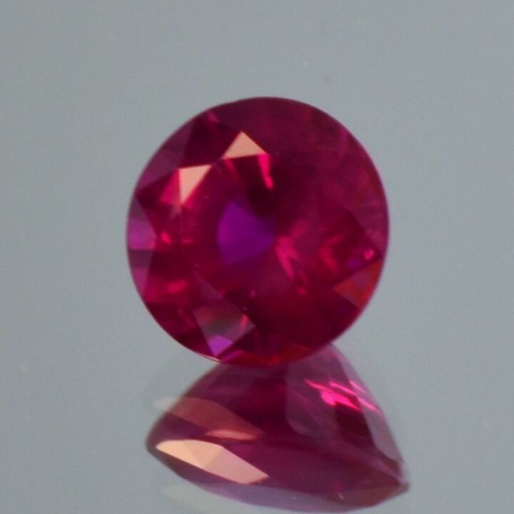Burma Rubin rund pink-rot 2,04 ct.