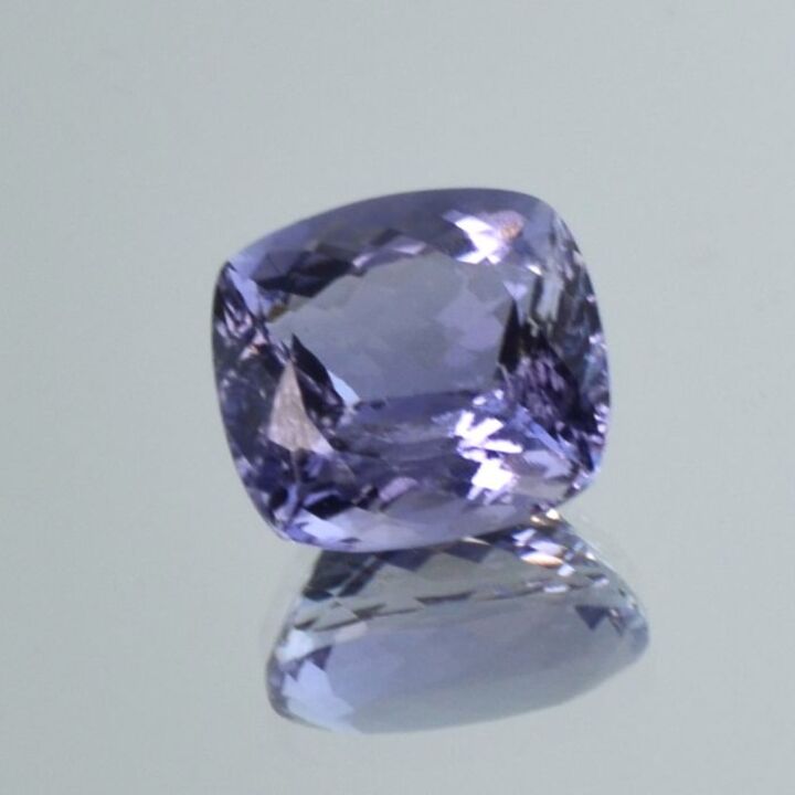 Iolite cushion blue untreated 4.82 ct
