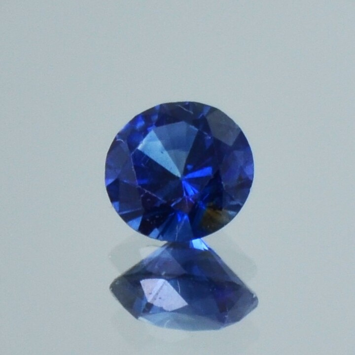Saphir rund blau 0,55 ct.