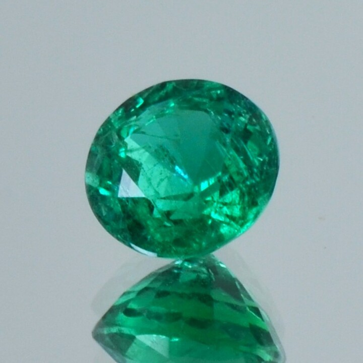 Smaragd rund grün 1,45 ct.