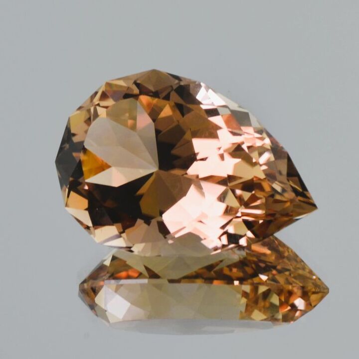 Topas Tropfen gelbbraun unbehandelt 28,45 ct.