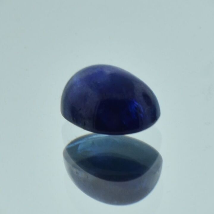 Saphir Cabochon oval blau 4,84 ct.