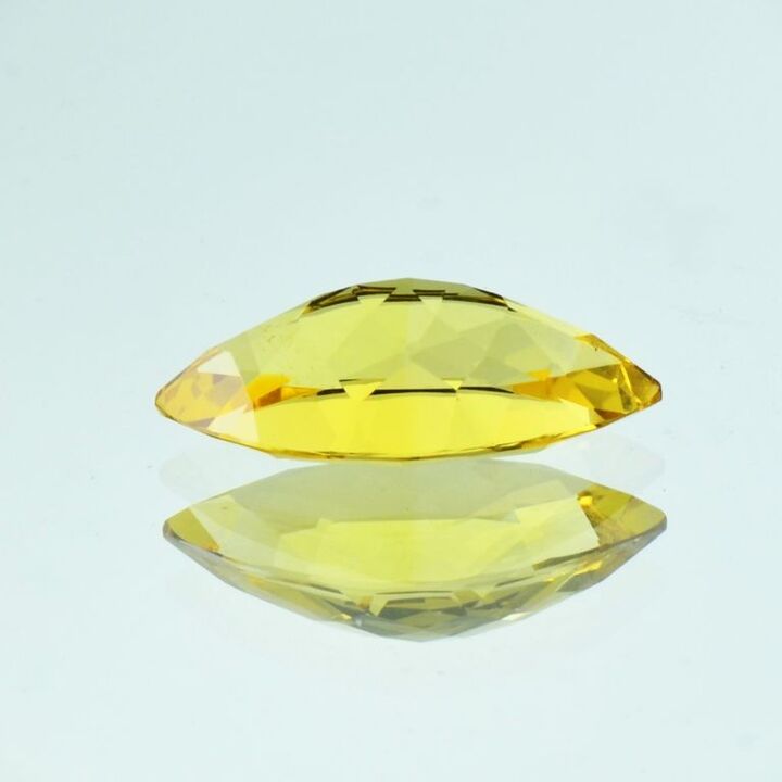 Goldberyll Navette facettiert goldgelb 6,75 ct