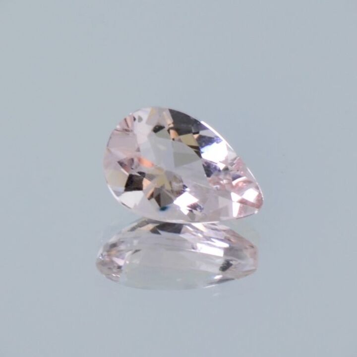 Morganite pear light pink 1.66 ct.