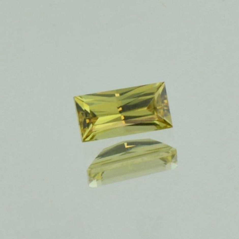 Zirkon Rechteck gelbgrün 1,34 ct