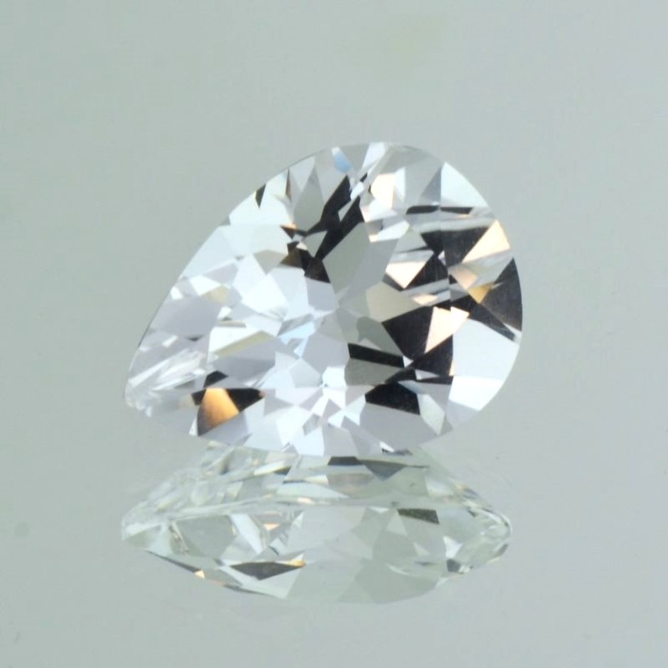 Topas Tropfen farblos 17,77 ct.