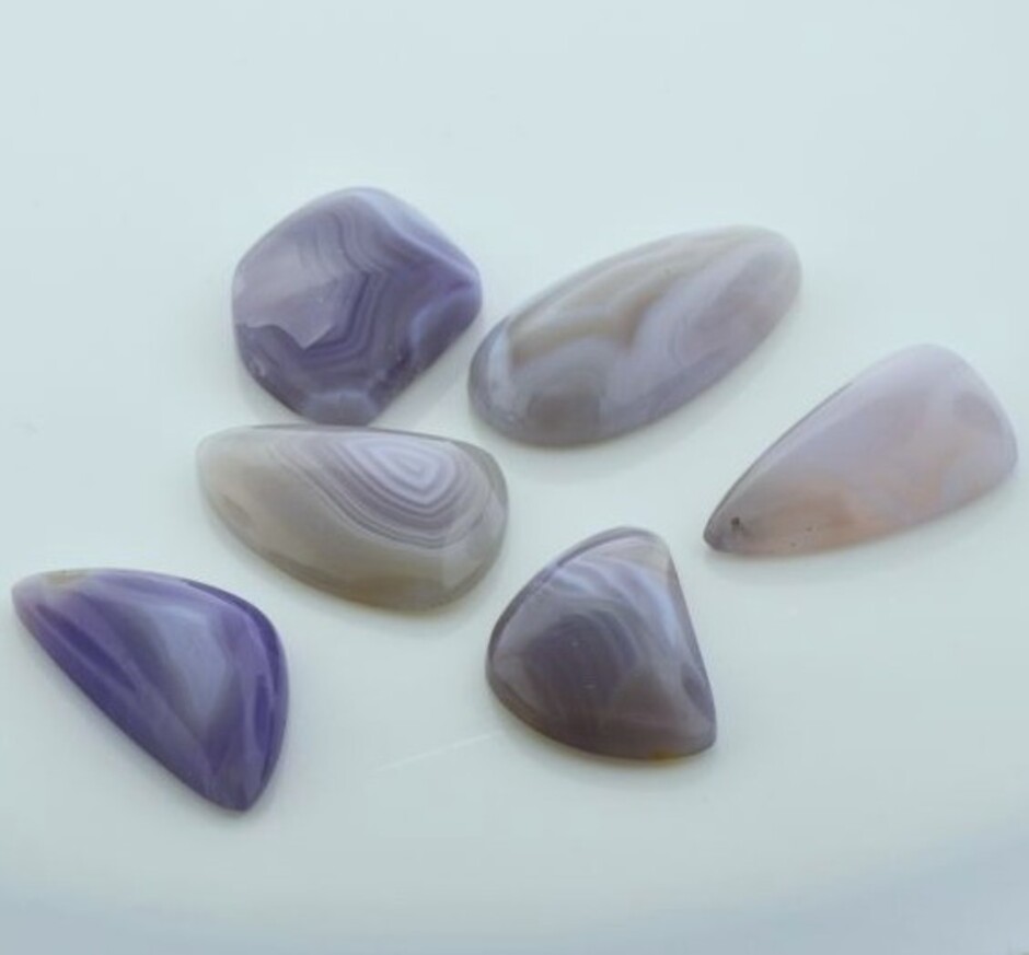 Chalcedony Lot cabochons 108.33 ct