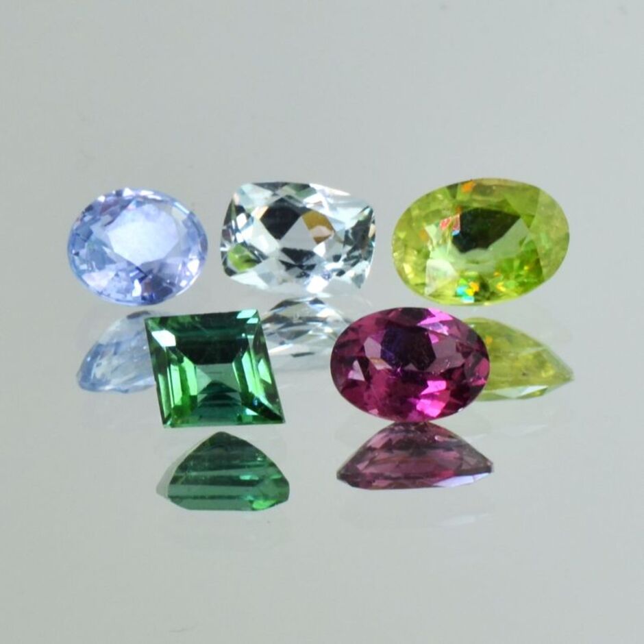 Mixed Lot faceted multicolor 7.63 ct