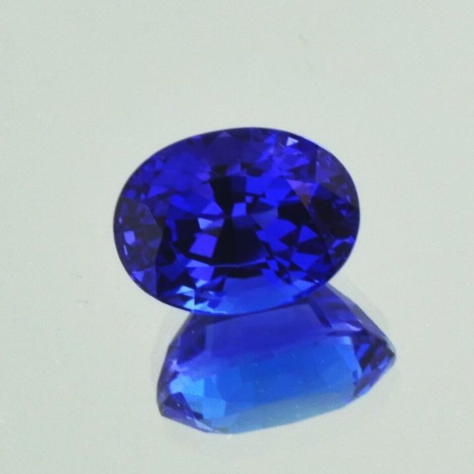 Tanzanite oval intense blue 4.49 ct.
