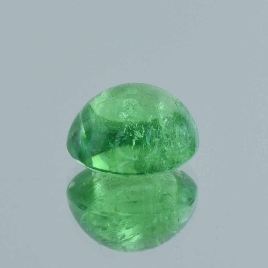 Granat Grossular Cabochon oval mintgrün 8,73 ct.