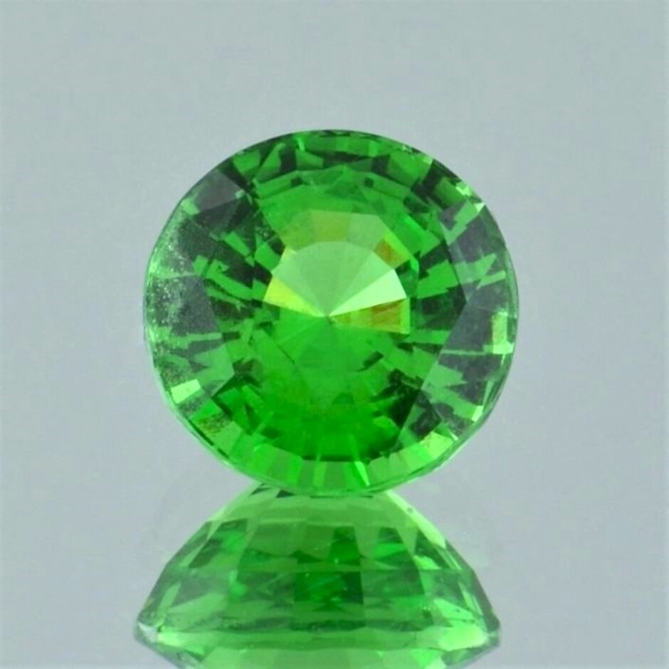 Tsavorite Garnet round intense grass green 4.35 ct.