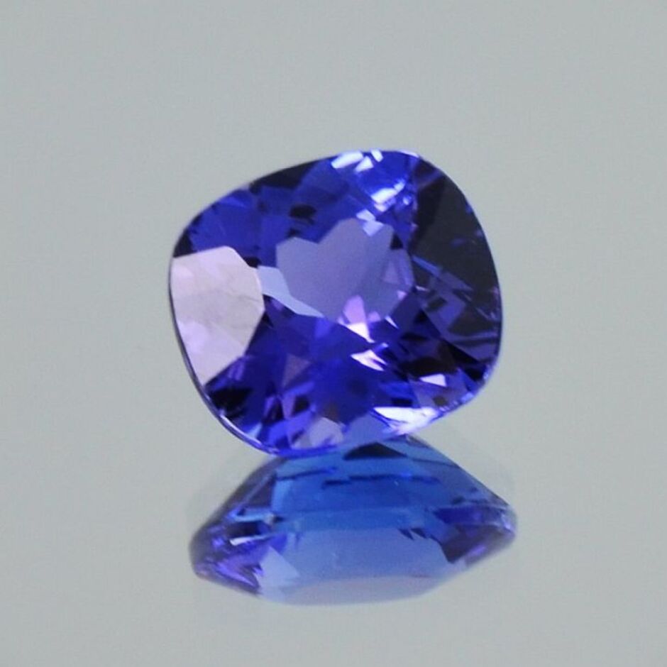 Tansanit antik intensives Violettblau 3,76 ct.