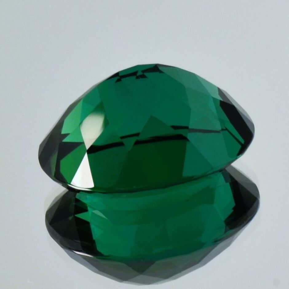 Green Tourmaline Tourmaline oval bluish green 23.999 ct