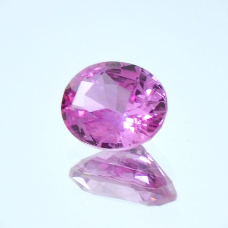 Sapphire oval pink untreated 1.167 ct.