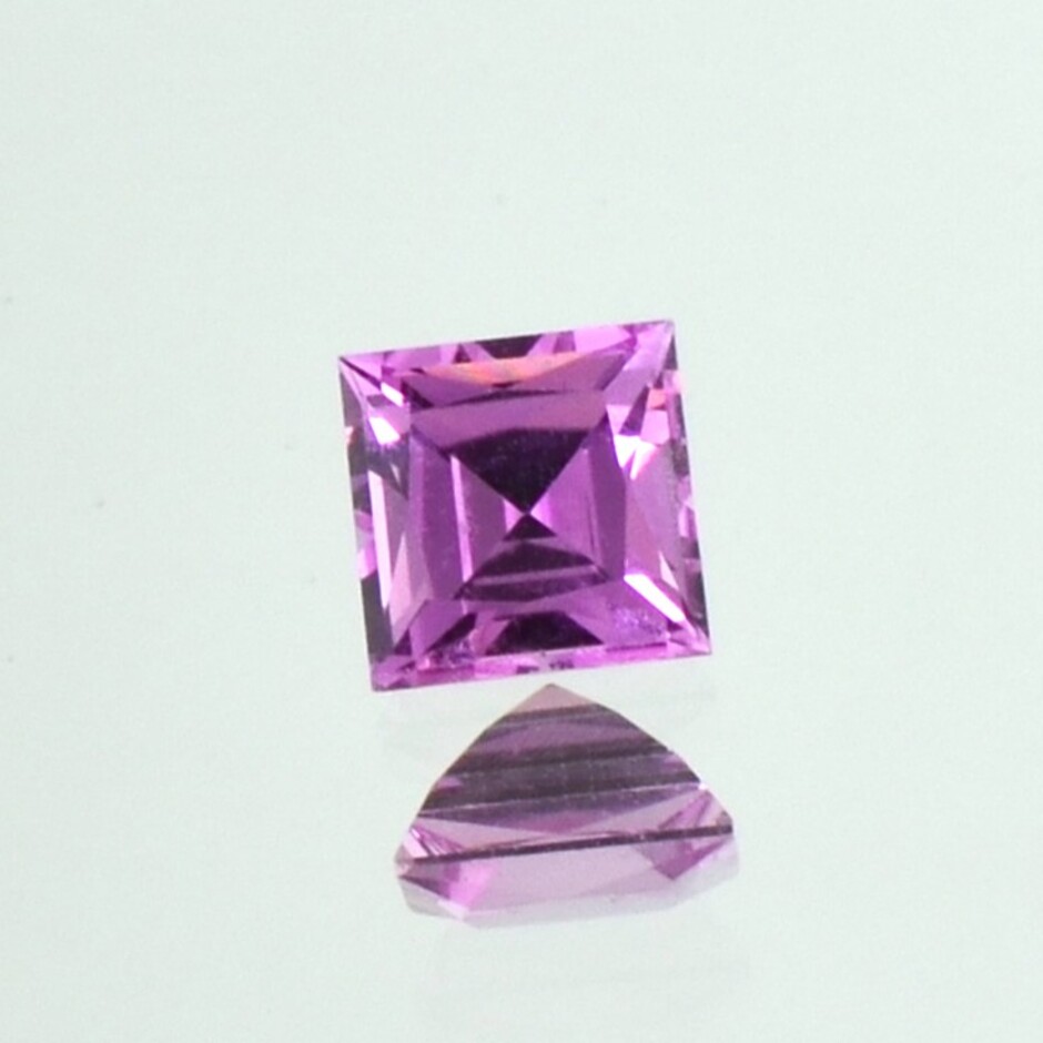 Sapphire square vivid pink 0.87 ct.