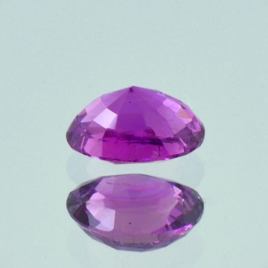 Saphir oval pink-purpur unbehandelt2,51 ct.