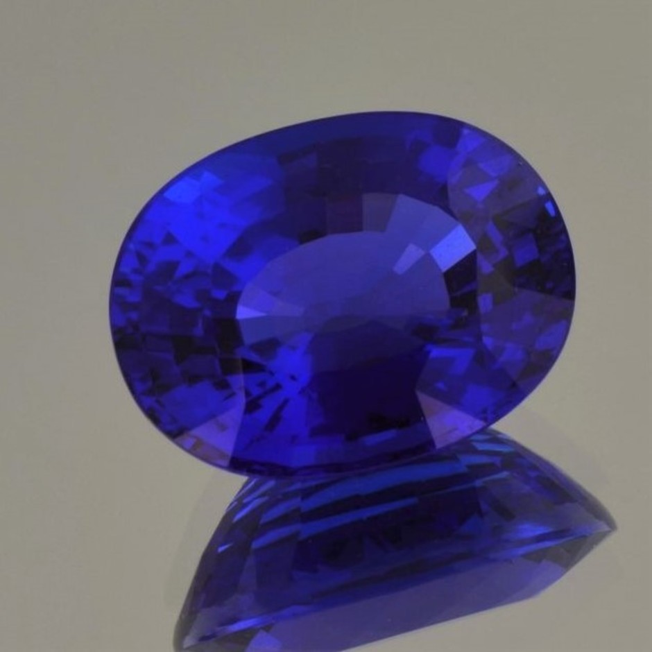 Tansanit oval intensives Blau 25,04 ct.