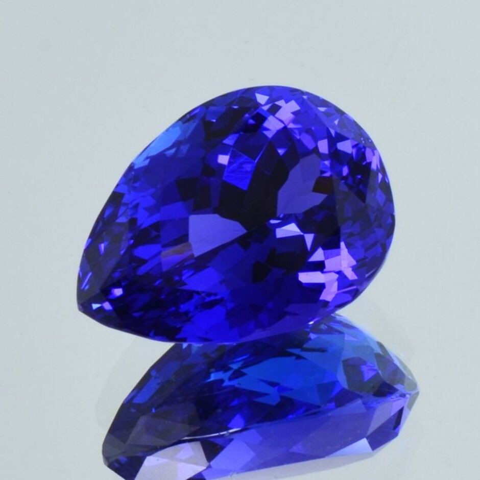 Tansanit Tropfen intensives Blau 12,89 ct.