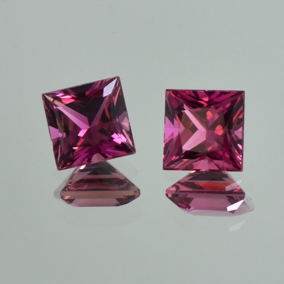 Tourmaline Pair princess purplish pink 5.51 ct